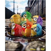MINONS FIGURINE A COLLECTIONNER KANDY